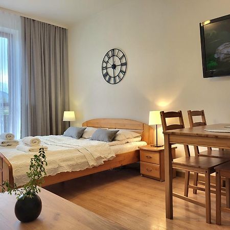 Apartamenty Velvet 코스실리스코 외부 사진