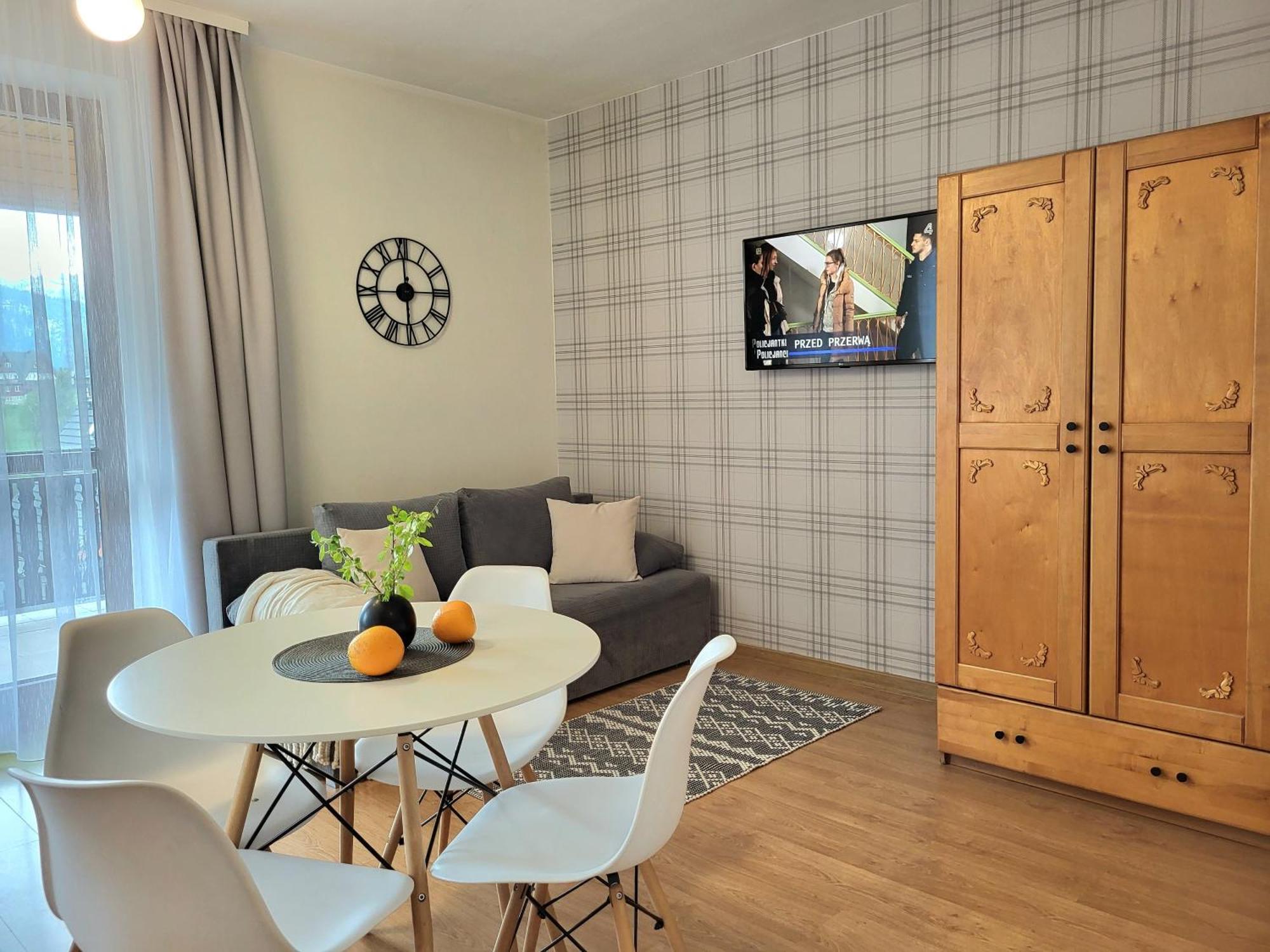 Apartamenty Velvet 코스실리스코 외부 사진